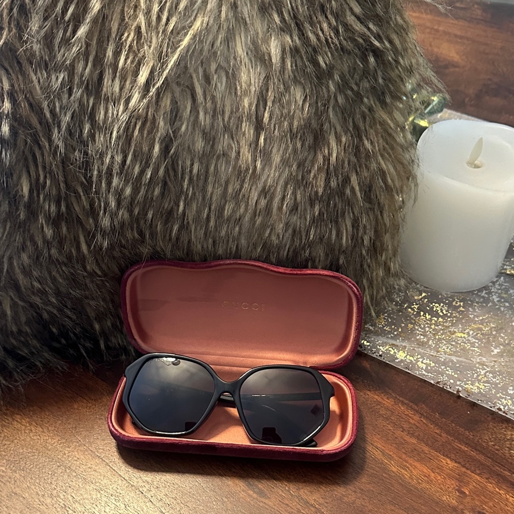 Gucci Black Hexagonal Sunglasses - image 1